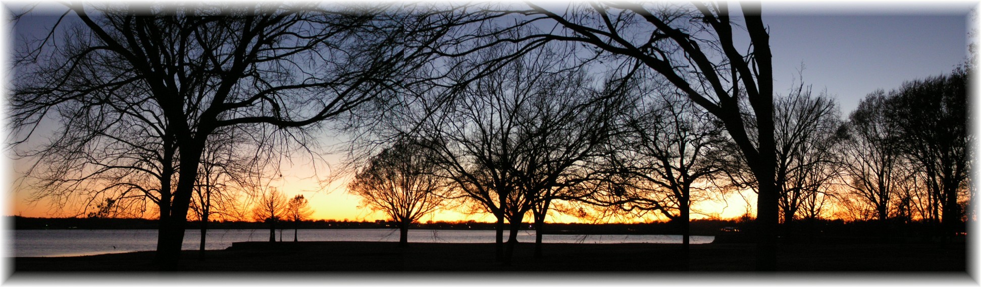 lake bonham sunset