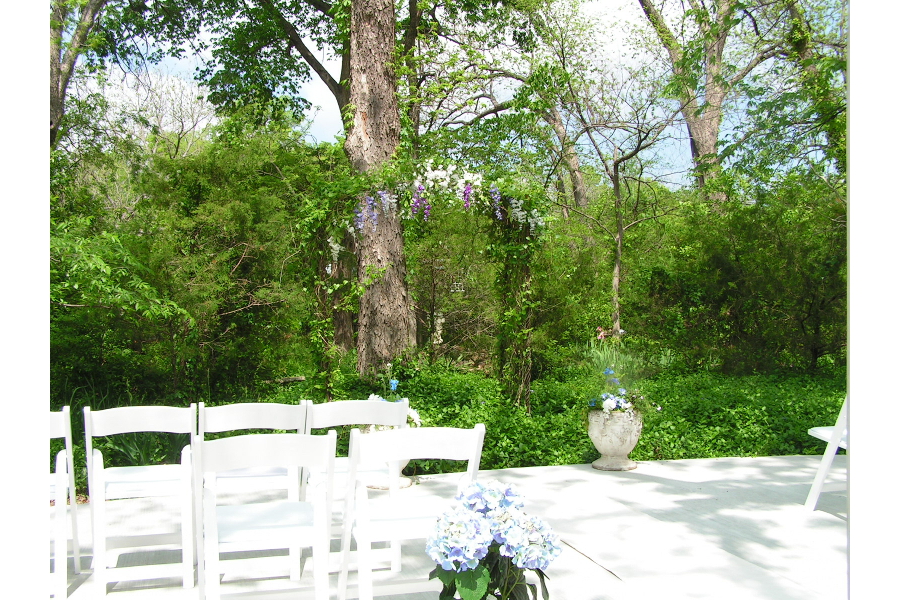 wedding backyard patio